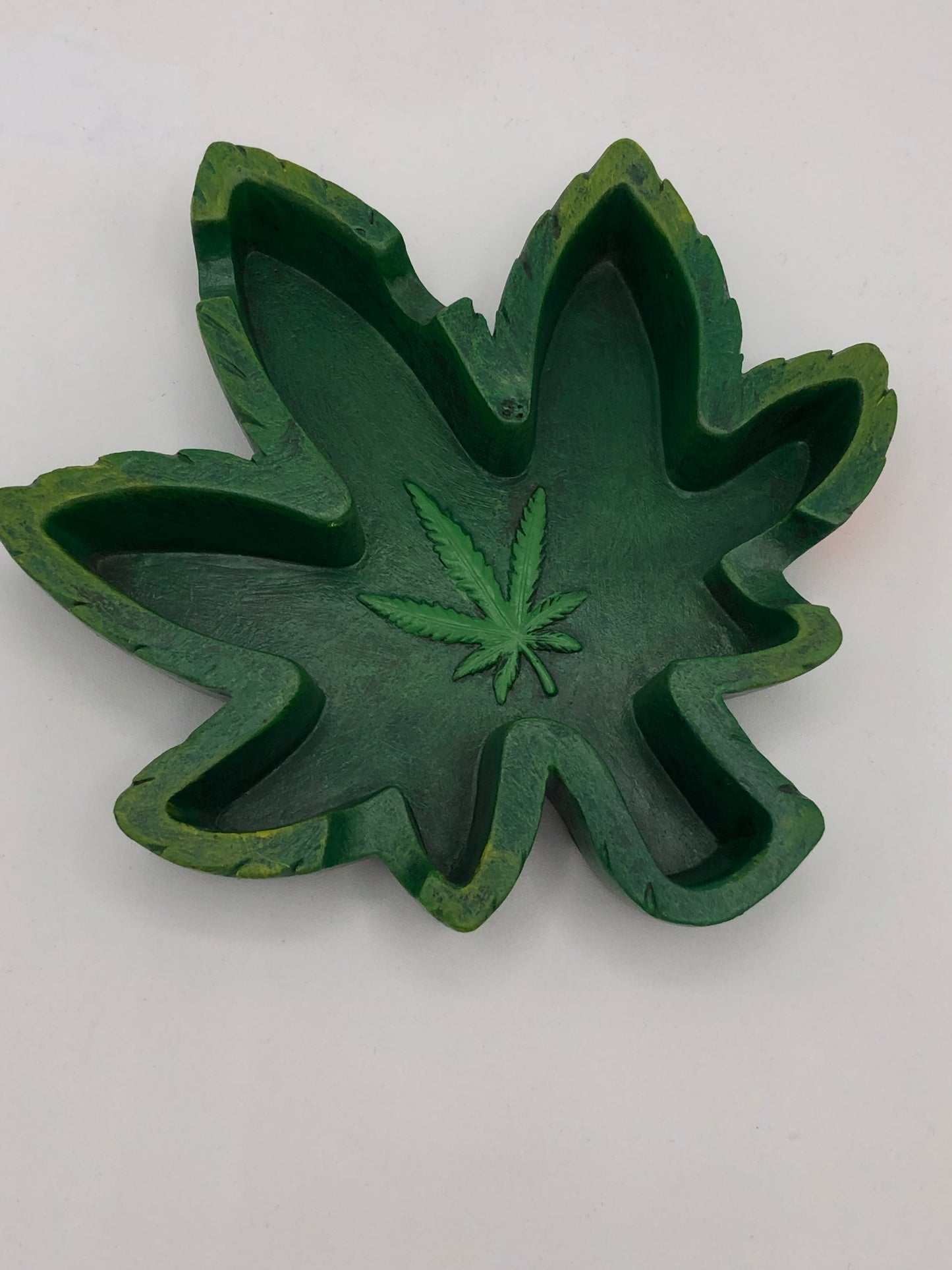 Mary Jane Leaf Ash Tray - Green