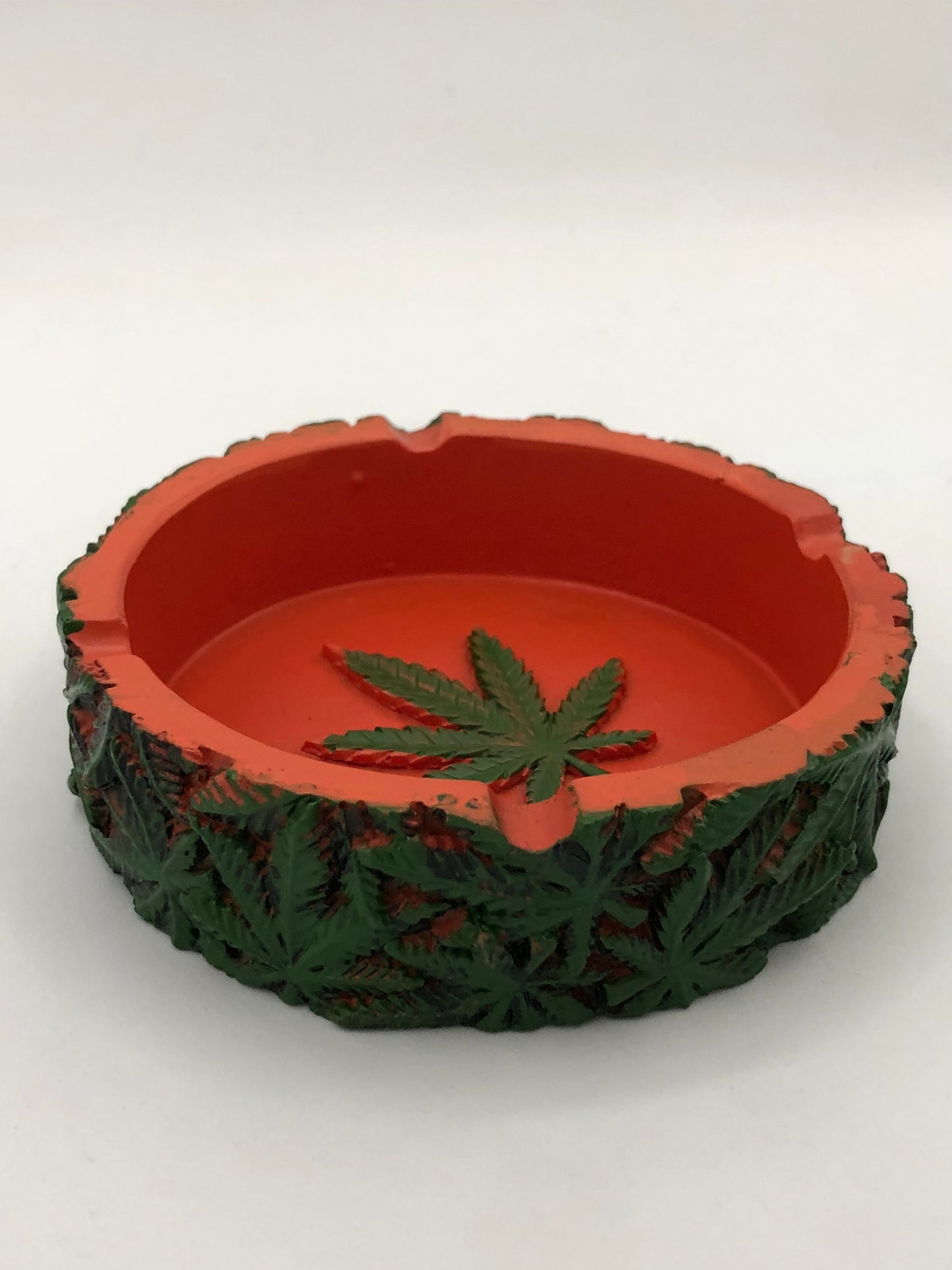 Circular Mary Jane Ash Tray